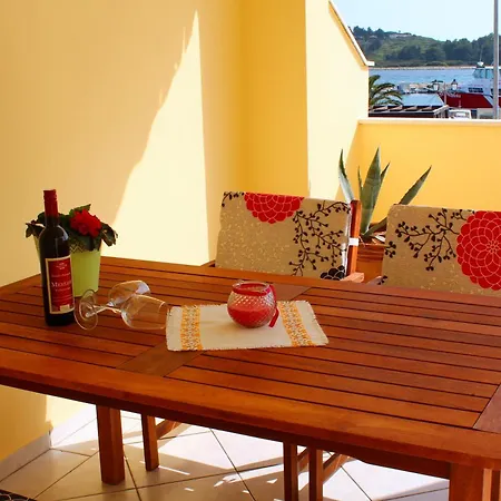 Apartment Riva *