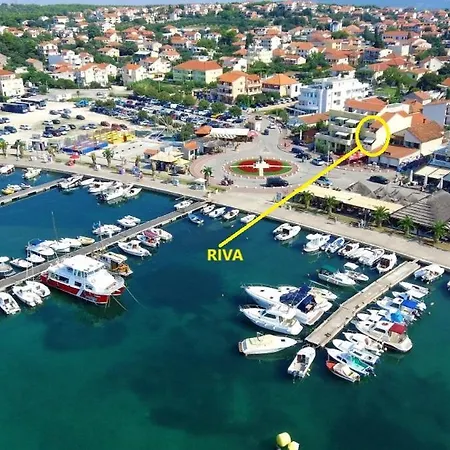 Riva Apartment *