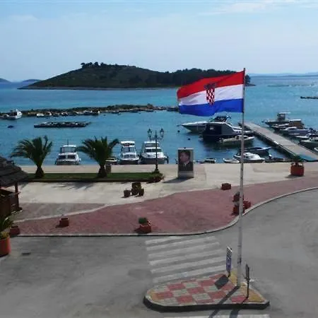 Riva Apartment *